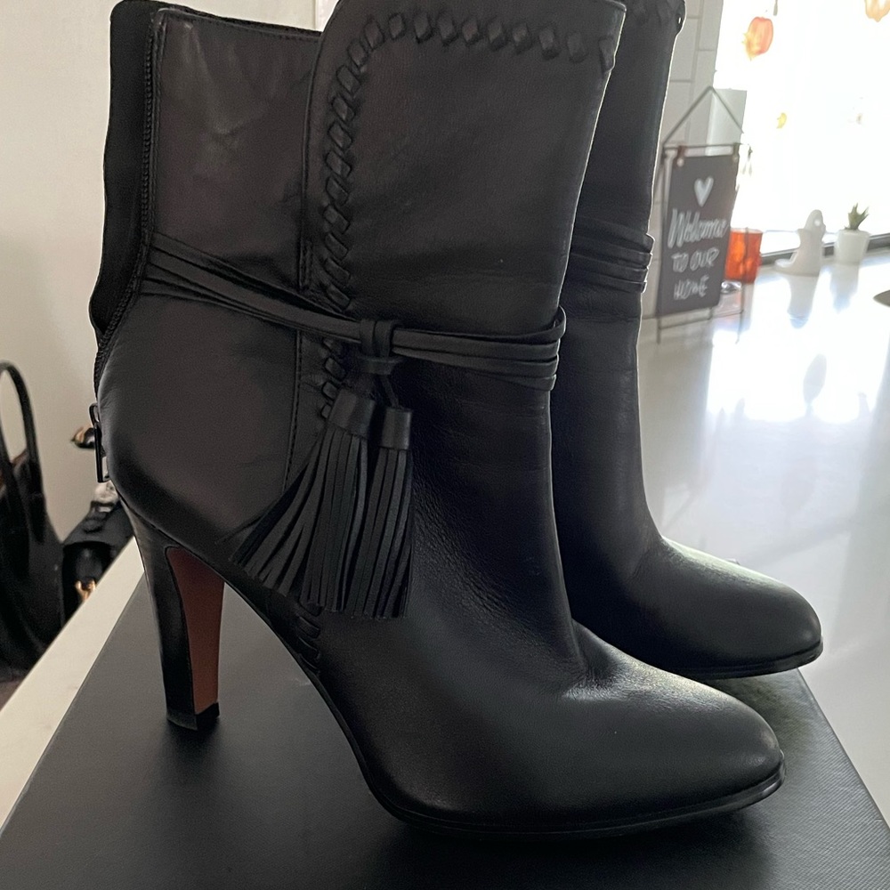 Coach Jessie Silky leather boots gently used, in great condition